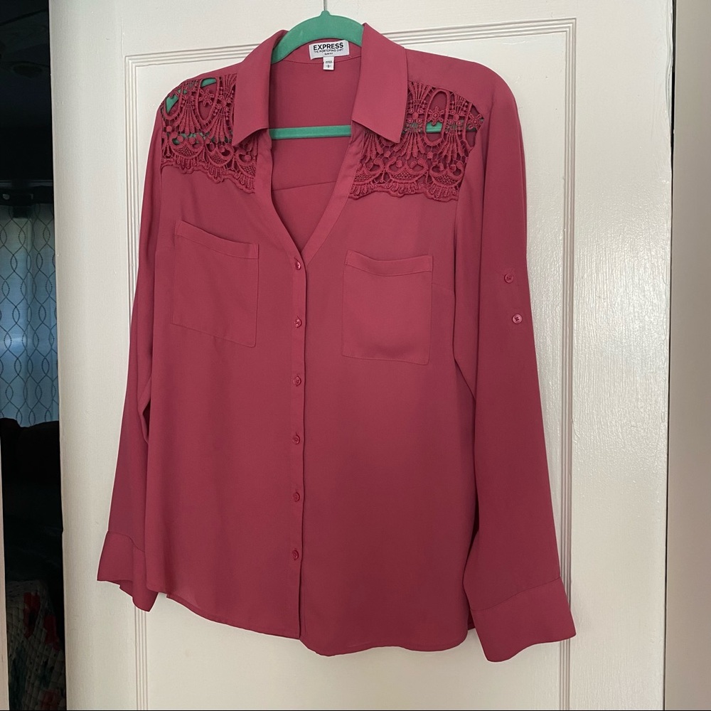 Express women’s dress shirt, pink, size large